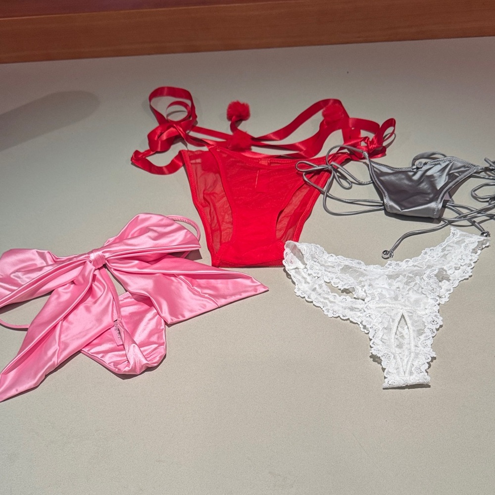 Skims advent calendar limited edition sexy underwear holiday NEW